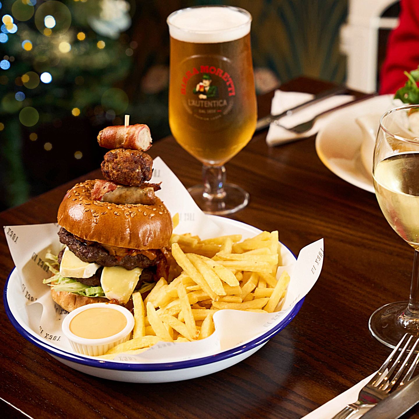 Festive Lunch & Dinner at The Trading Post Kettering in Kettering